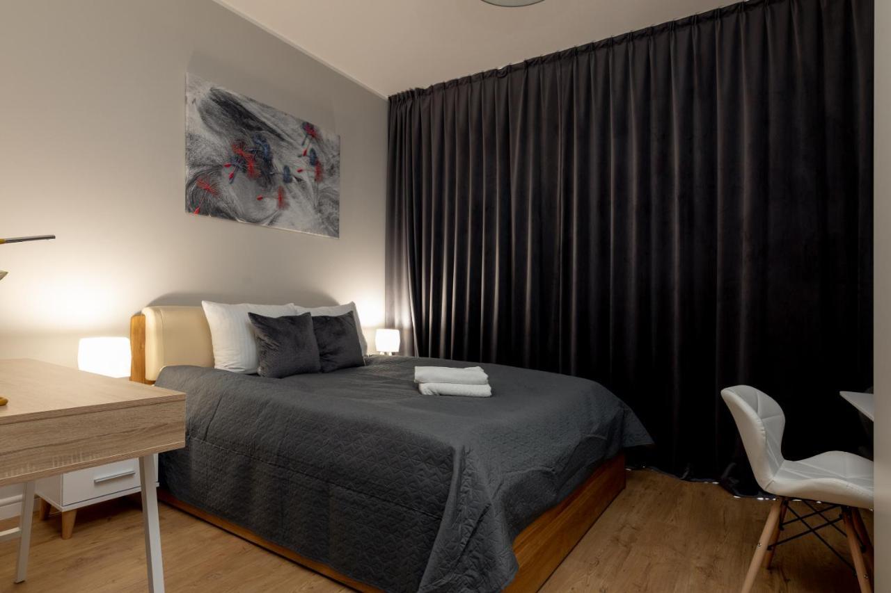 Wola Chic Silver Studio Варшава Экстерьер фото