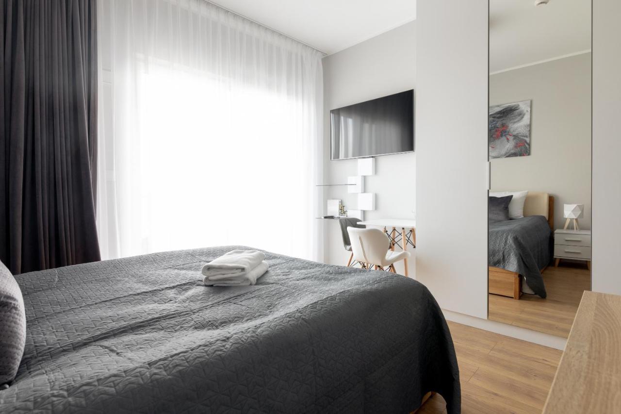 Wola Chic Silver Studio Варшава Экстерьер фото